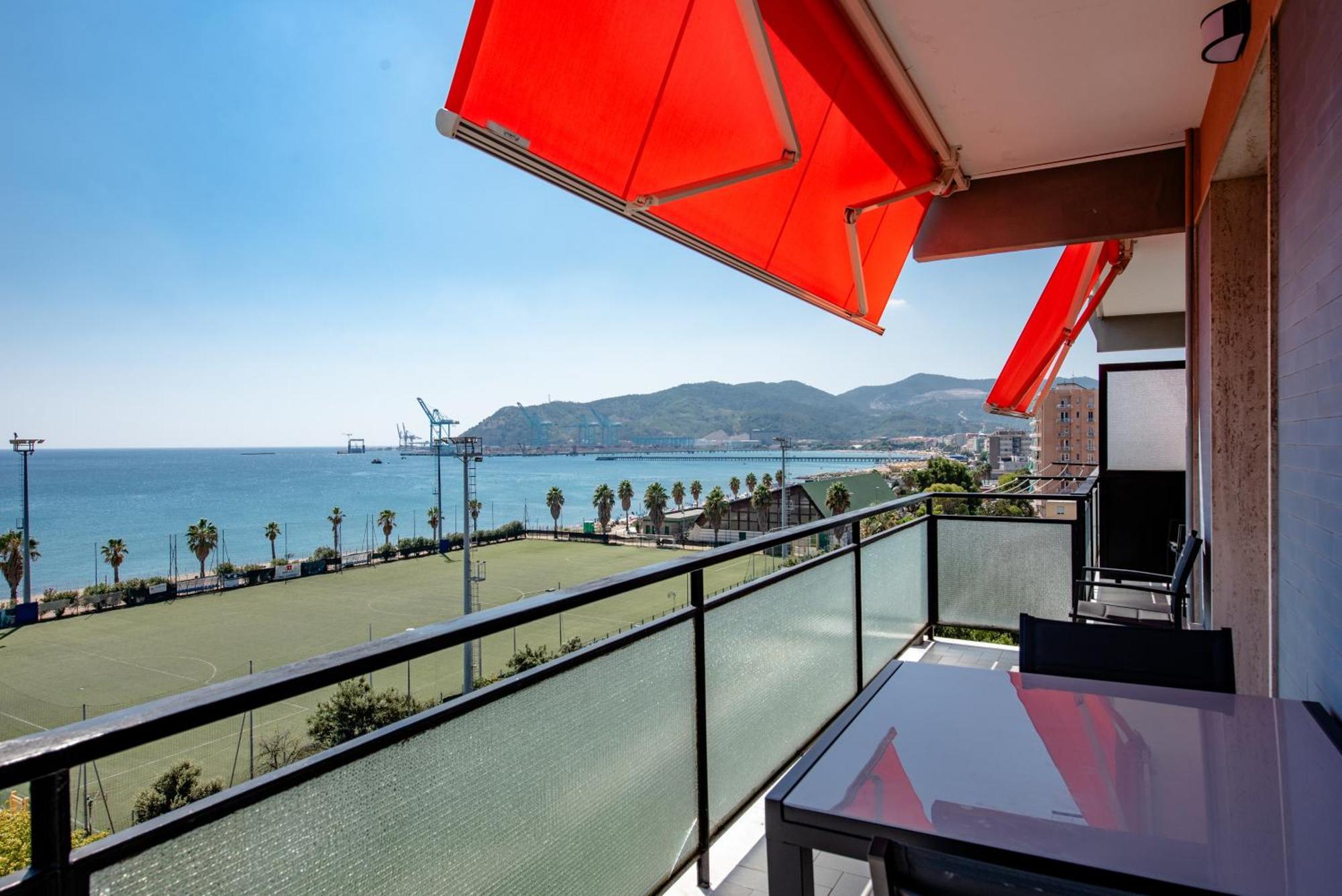 You And The Sea Savona Exteriör bild